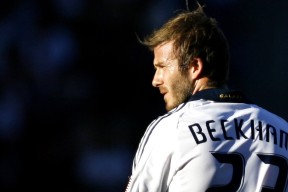 叶夫根尼娅·奇库诺娃后程发力碾压对手，叶夫根尼·库兹涅佐夫